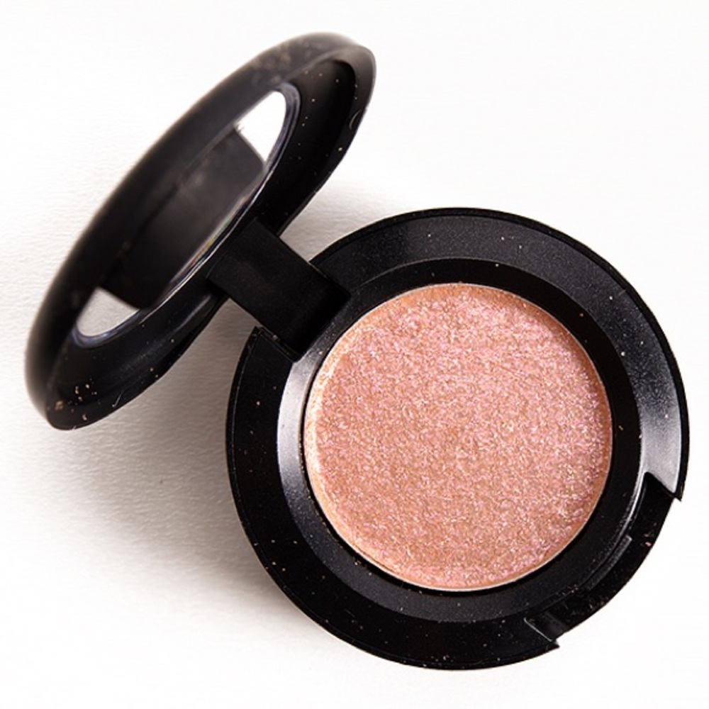 MAC dazzle shadow eyeshadow: Last dance